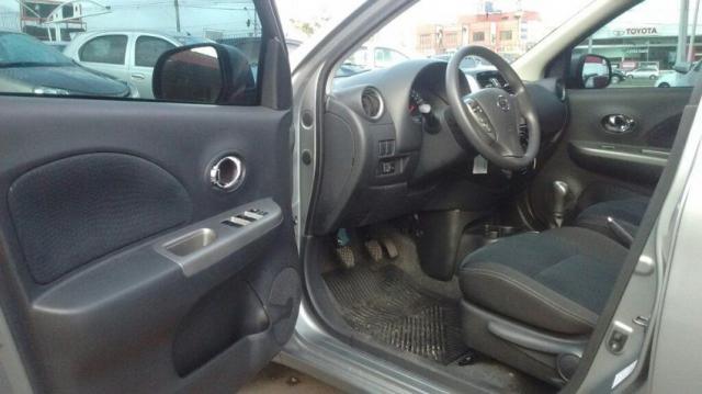NISSAN MARCH SL 1.6 16V FLEXSTART Cinza 2015/2016 - Foto 5