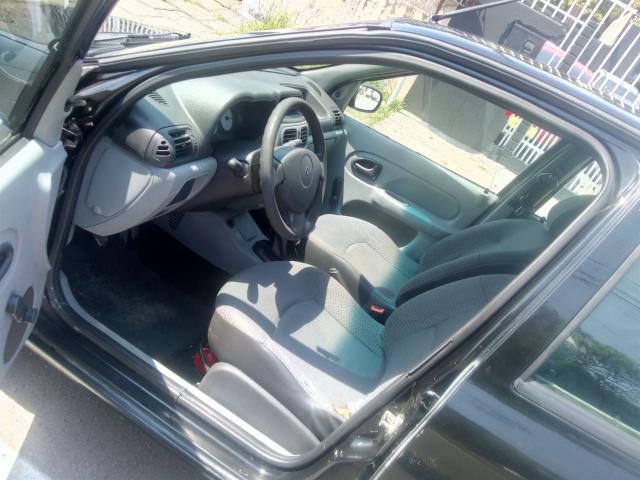 RENAULT CLIO 2010/2010 1.0 CAMPUS 16V FLEX 4P MANUAL - Foto 5