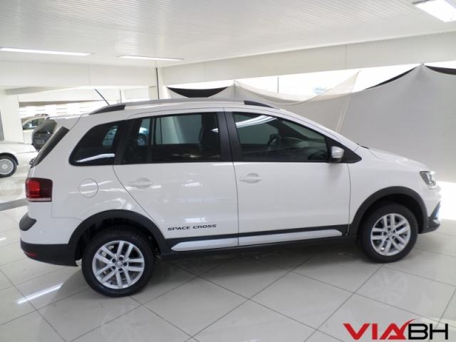 VOLKSWAGEN SPACE CROSS 1.6 MSI 16V 2015 - Foto 13