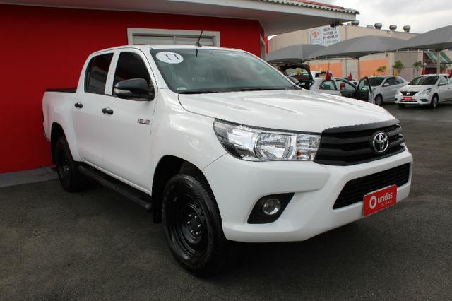 Hilux Cd Std Mt 4x4 2.8 4p 2017 - Foto 2