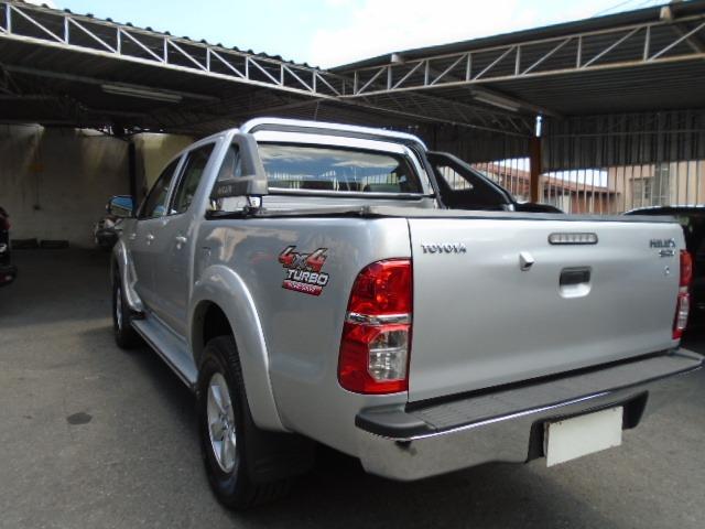 Hilux svr automática 3.0 em excelente estado.troco em 1 ou mais carros do meu interesse - Foto 11