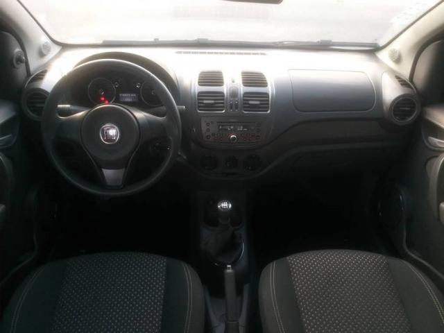 Fiat Siena Essence 1.6 - Foto 8