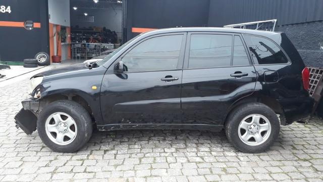 Sucata Toyota RAV4 4x4 2.0 16V (Auto) 2002 para Retirada de Peças