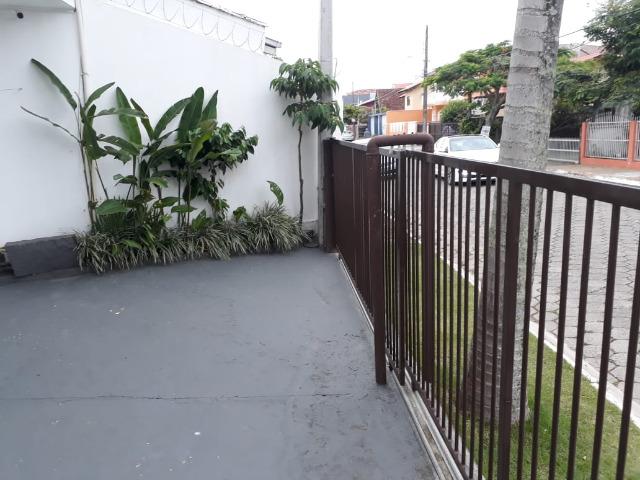 Lindo Sobrado a poucos metros do Mar - Foto 12