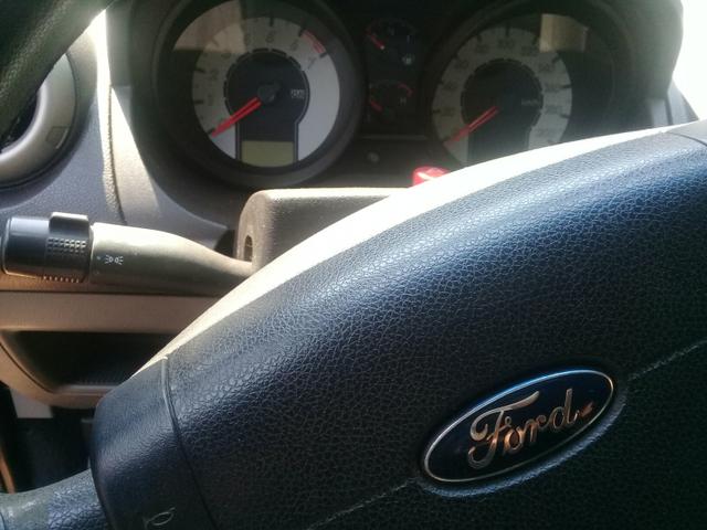 Ford fiesta 1.6 - Foto 3