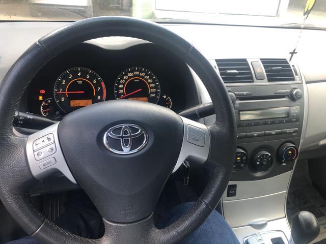 Corolla GLI 1.8, Automática e Banco de Couro, documento pago a 2 meses. - Foto 7