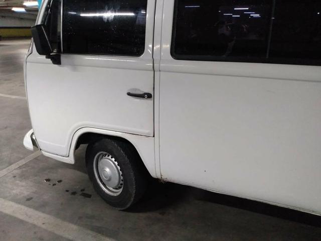 Vendo uma kombi a gasolina 2000 E 2001 - Foto 4