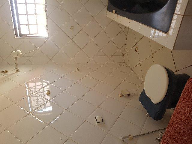 Casa comercial naRua C 185 próximo Hospital Promed - Foto 13