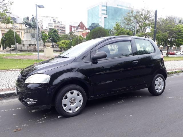 Volkswagen - Fox 1.0 8v Flex 2p Ar Condicionado - Financio em até 48x. - Foto 2
