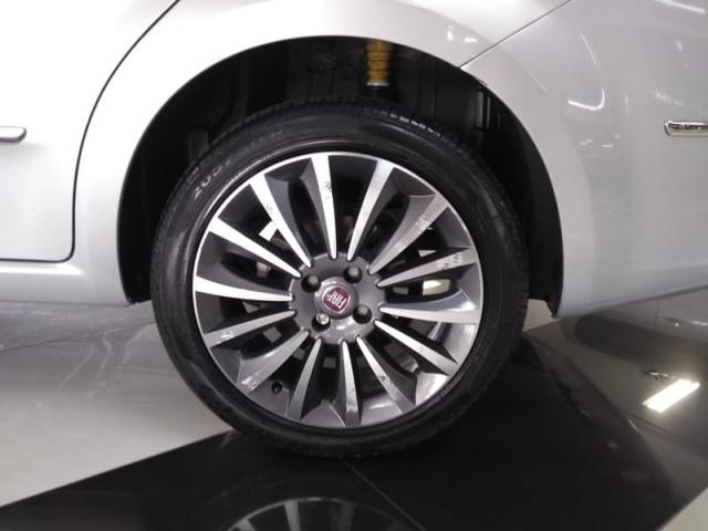 FIAT LINEA TURBO 1.4 16VT - JET (GAS) 4P - Foto 15