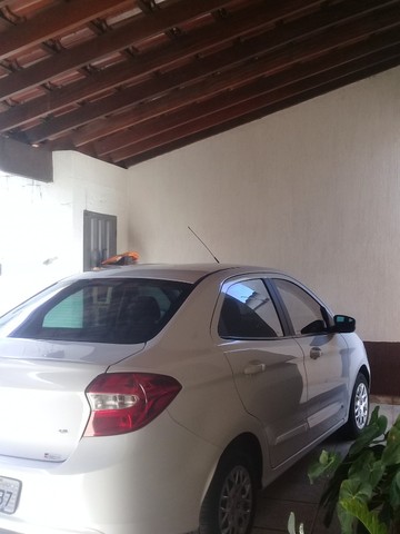 VENDO CARRO FORD KA SEDAN 2015/2016