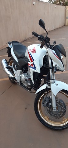 * VENDO MOTO HONDA CB 300R 2015 FLEX*