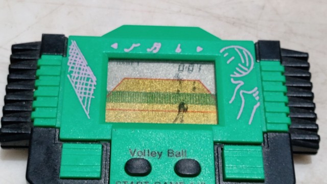 Mini Game Volley Ball anos 90 Peça do Colecionador NanPraVida handheld game  vintage 