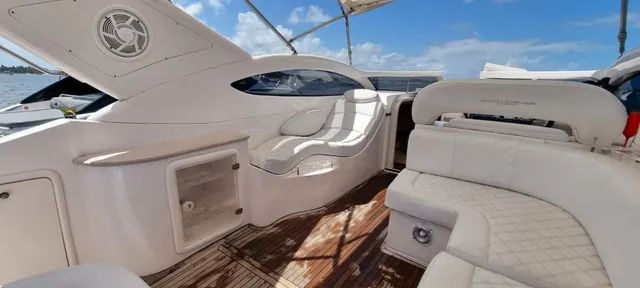 Lancha Ecomariner 33 - Motor Volvo Penta 320HP Gasolina - Foto 10