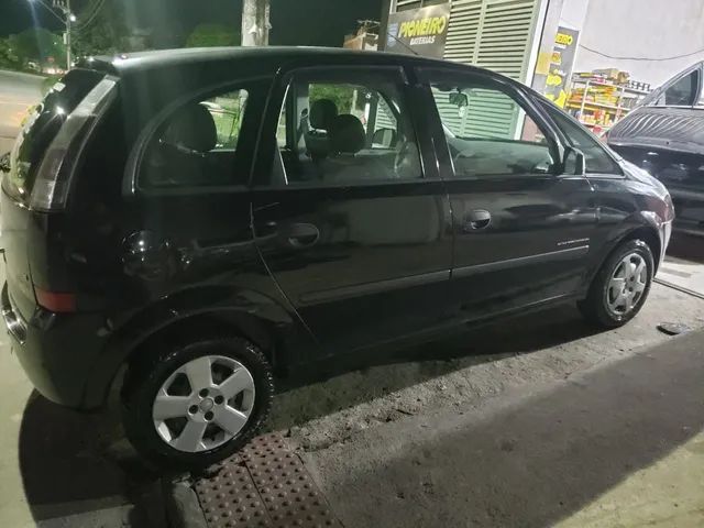 Meriva 1.8 2010/2011 vendo ou troco por carro automático 