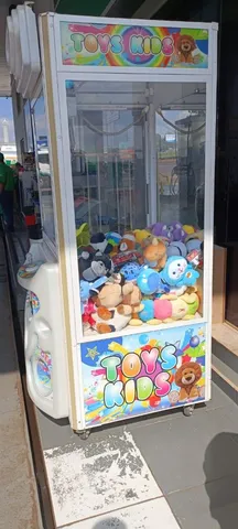 Máquina Pega Bichinho Grua Brinquedo Infantil Jogo Rosa - Cia Bebê