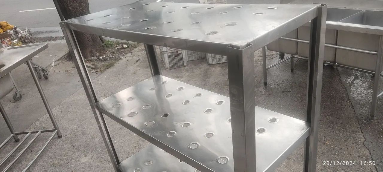 Estante industrial INOX com 3 prateleiras"LEIA" - Foto 3