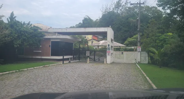 terrenos condomínio com aprox.340m² Itaipu Niterói