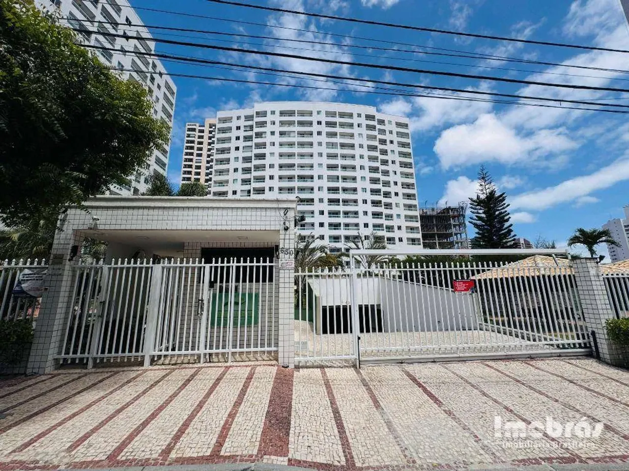 Apartamento à venda, 75 m² por R$ 700.000,00 - Guararapes - Fortaleza/CE