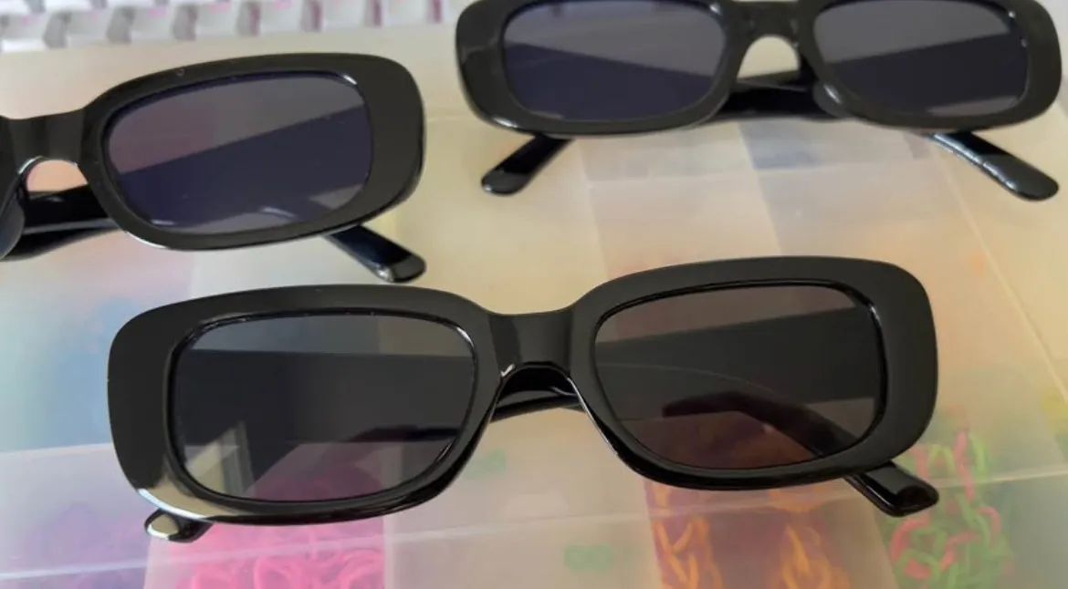 Óculos de sol com proteção UV NOVO - Foto 2