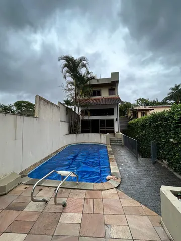 Sobrado no bairro Jardim Petrópolis , ao lado do Alto da Boa Vista.