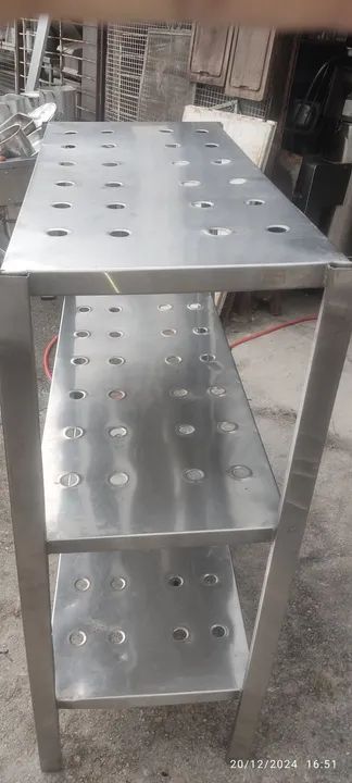 Estante industrial INOX com 3 prateleiras"LEIA" - Foto 5