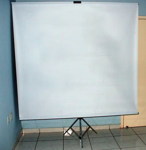Telão 100 Pol + Tripé Projeção Palestra Igreja Escola Foto 2x2metros - Foto 2