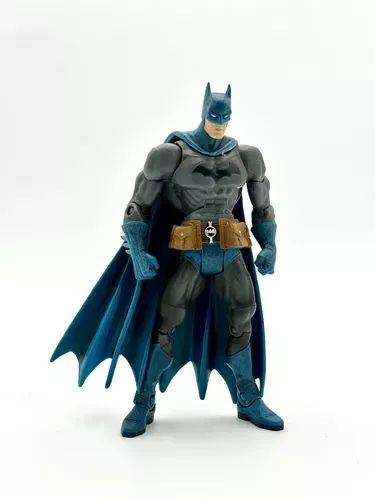 Batman Action Figure S3 com diorama 1/12