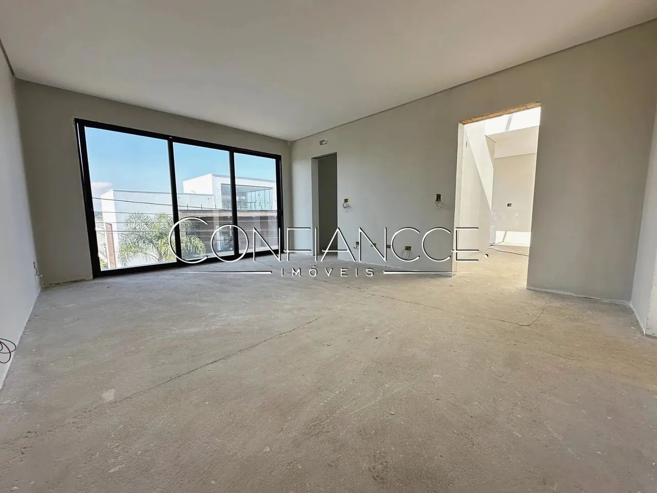 Casa em Condominio com 4 quartos para alugar em Santa Felicidade, Curitiba - PR | Confianc