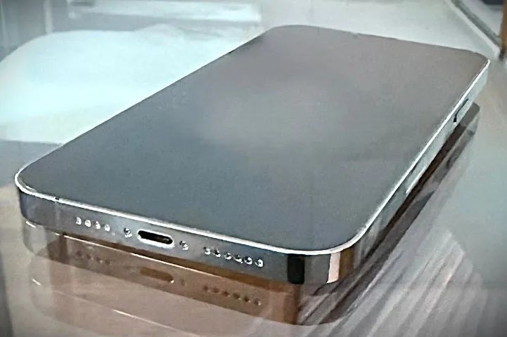 Iphone 13 Pro Max 256 GB Grafite novíssimo, único dono, película desde zero, impecável, só - Foto 3