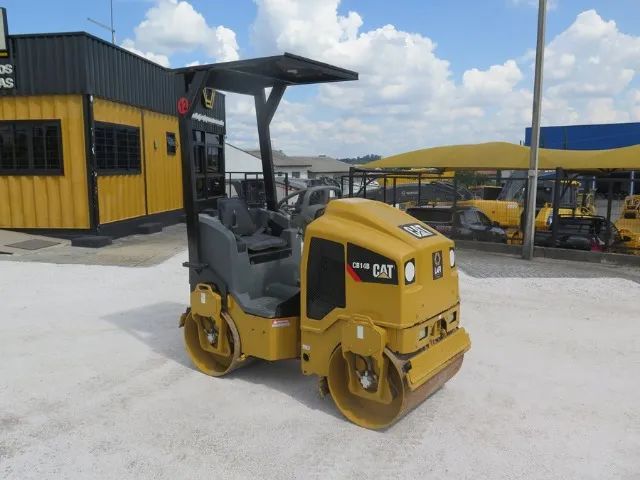 Rolo compactador Caterpillar CB14 2012 impecável