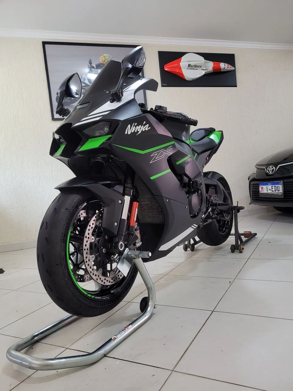 Kawasaki Zx-10/ Zx-10r 1000cc 2022 - 1454182412 | OLX