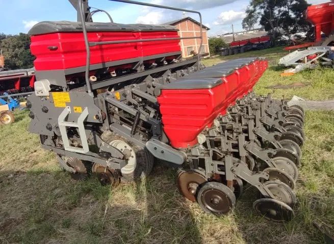 Plantadeira Massey Ferguson - MF 407, M45, 7 linhas Pantográfica. Fabricação 2017 - Foto 5