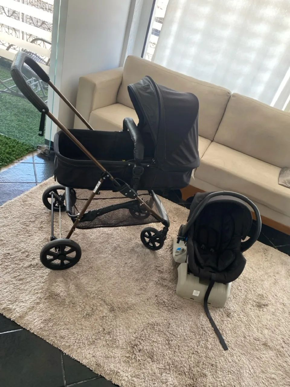 Carrinho de bebê e bebê conforto gazerano - Foto 2