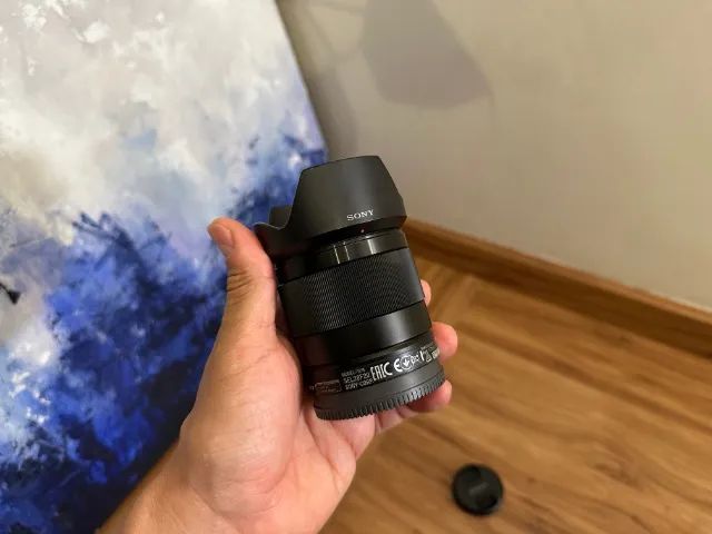Lente Sony FE 28mm f2 Estado de Nova Full Frame e Crop