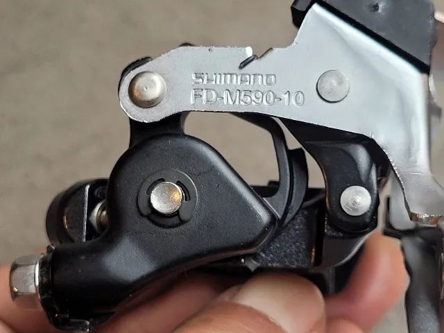 Cambio Dianteiro Shimano Deore - FD-M590 - Novo