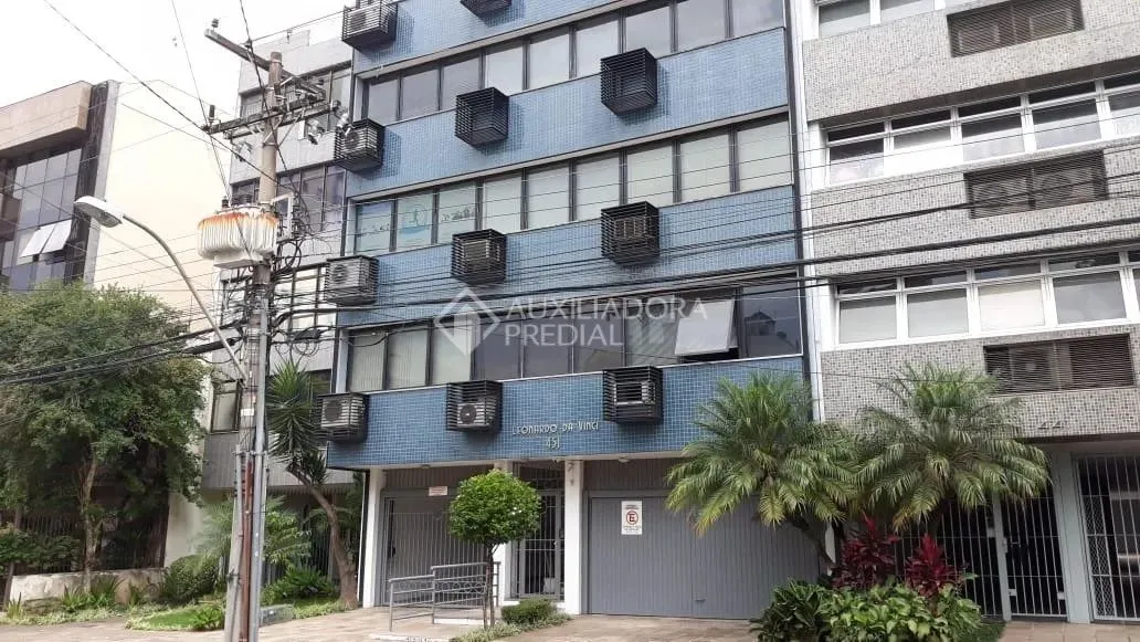 Salas Comerciais, bairro Petrópolis, ótima localização!