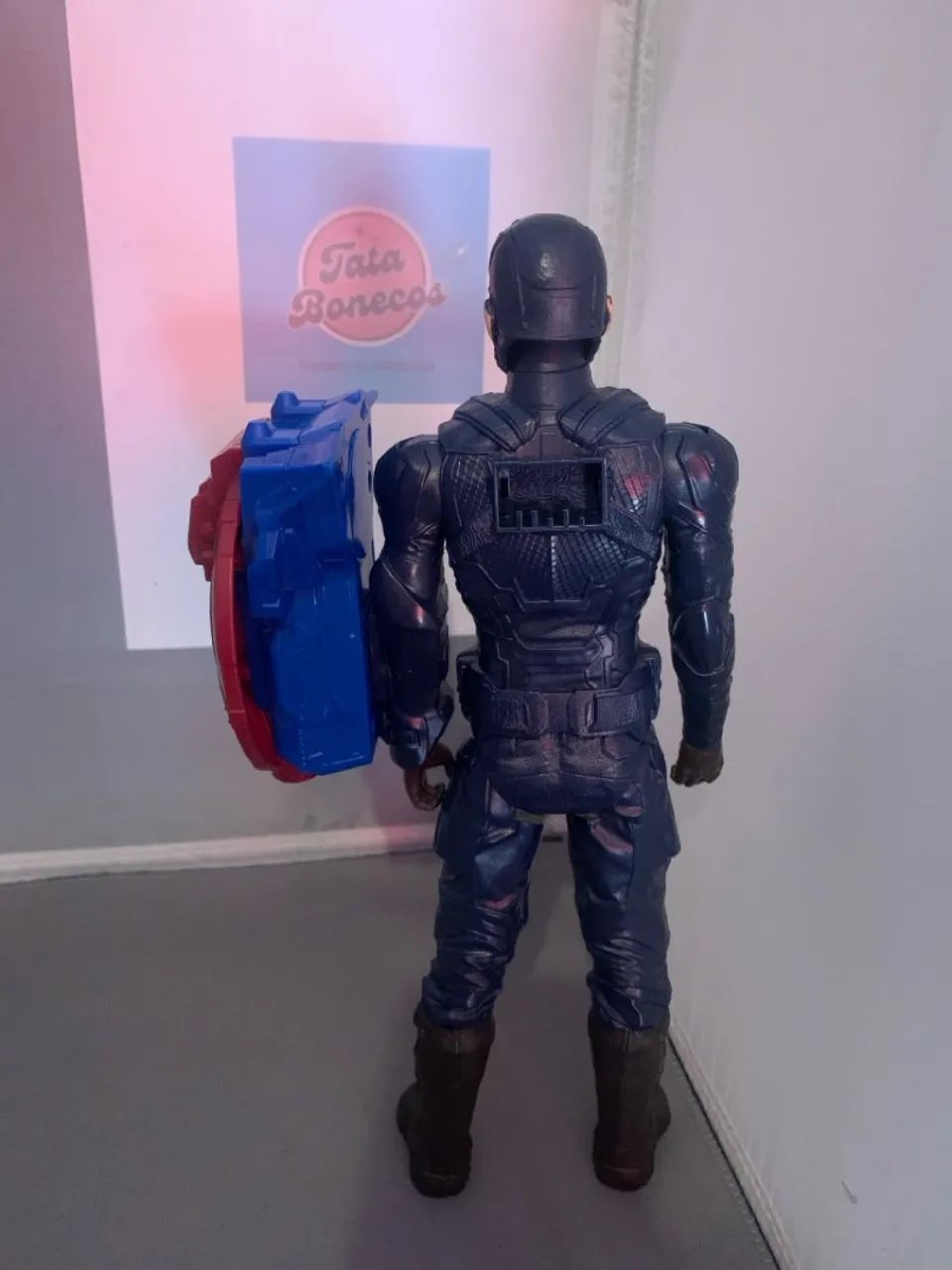 Capitão América - Boneco com escudo - Marvel - Foto 4