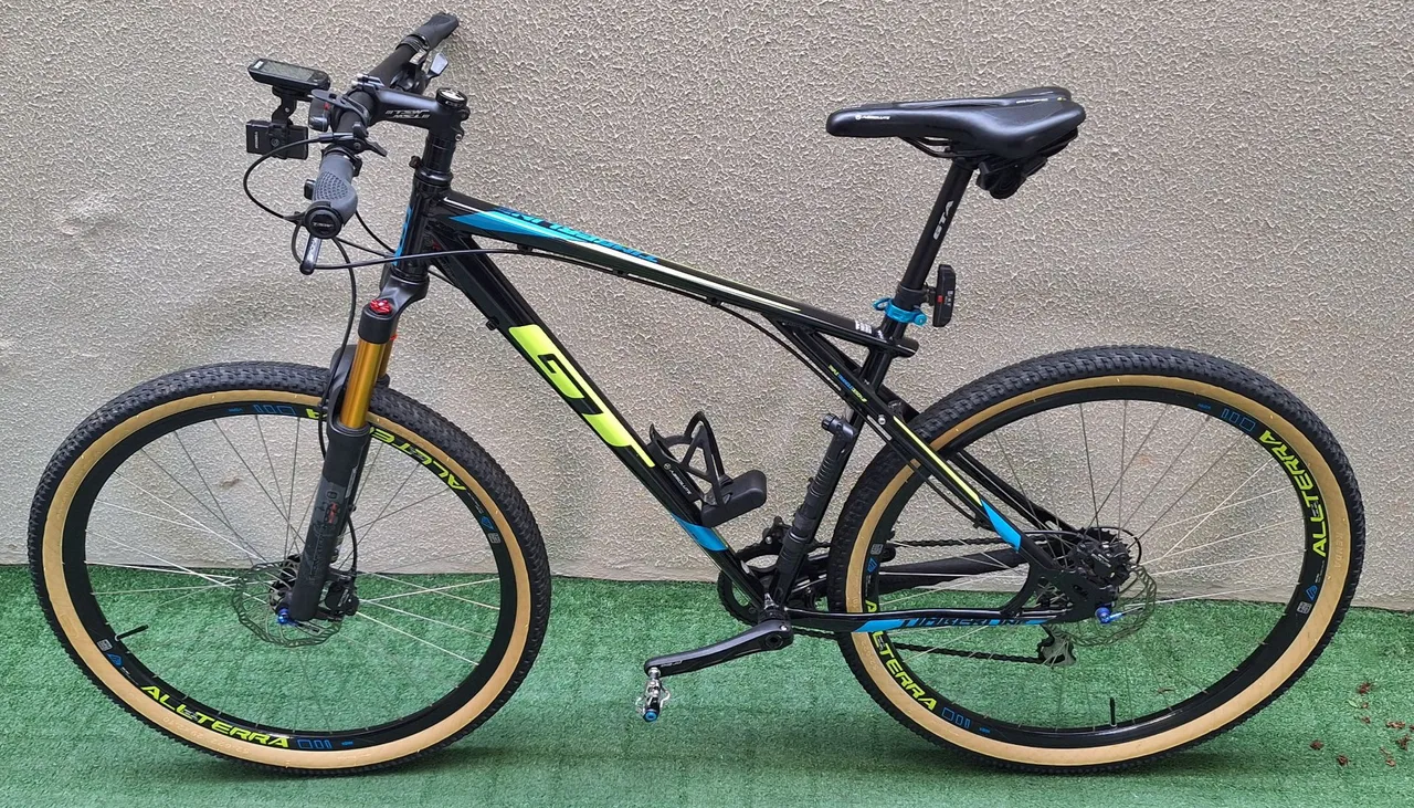 Bicicleta GT Aro 29 - Mountain Bike
