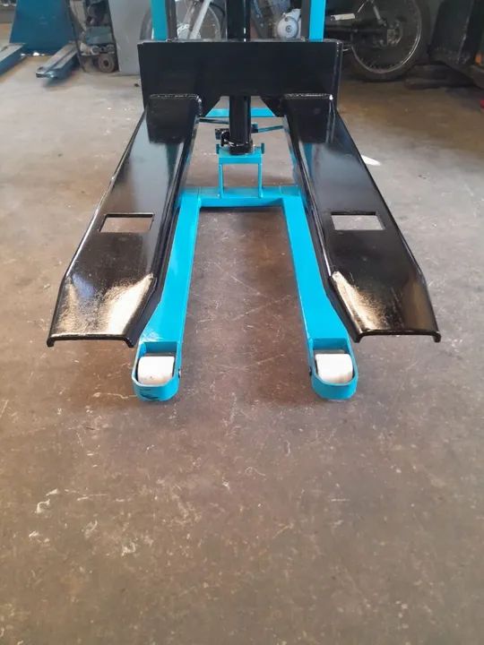 Empilhadeira Manual - Capacidade 1.0 ton. - Foto 6