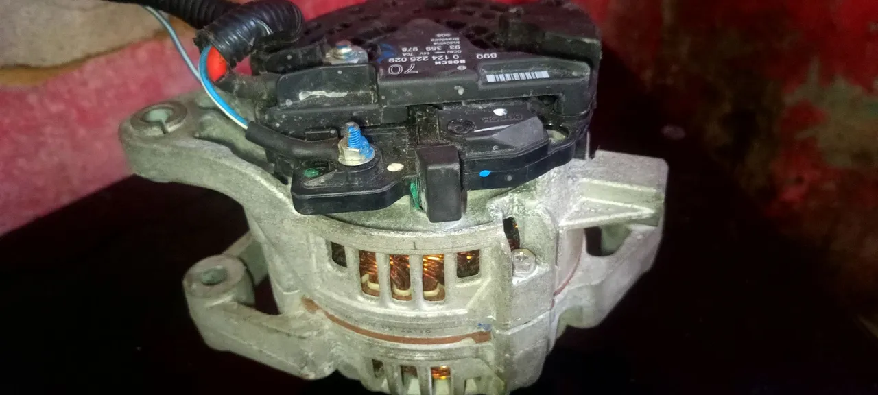 Alternador Bosch 70A - Peça Automotiva