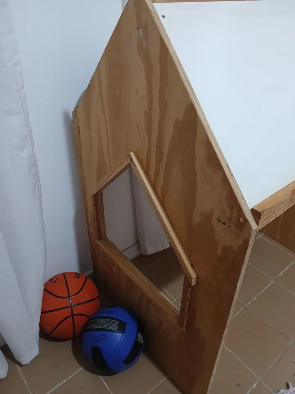 Escrivaninha Casinha (Mesa Desenho)