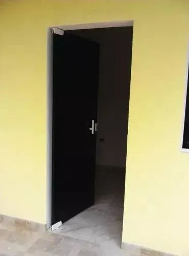Porta de vidro, vidro fosco preto