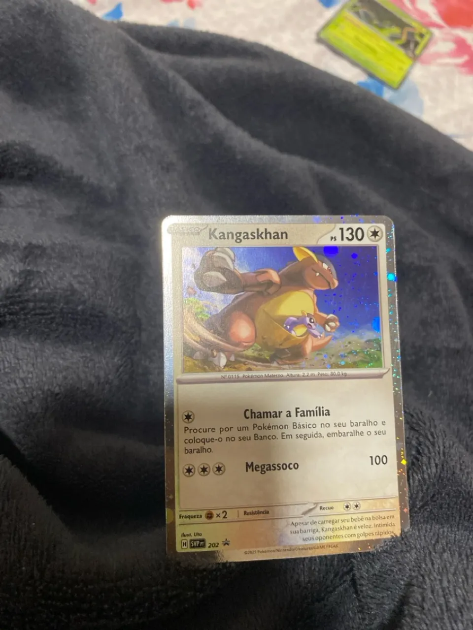 Carta Pokémon Kangaskhan promocional SV202