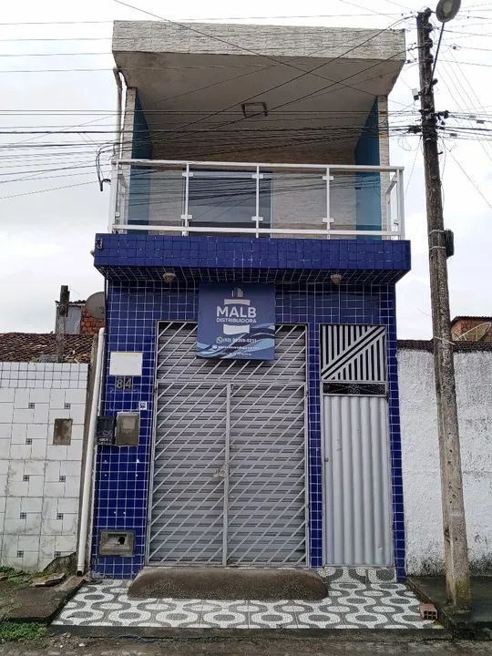 Vende-se casa e ponto comercial Cohab Velha