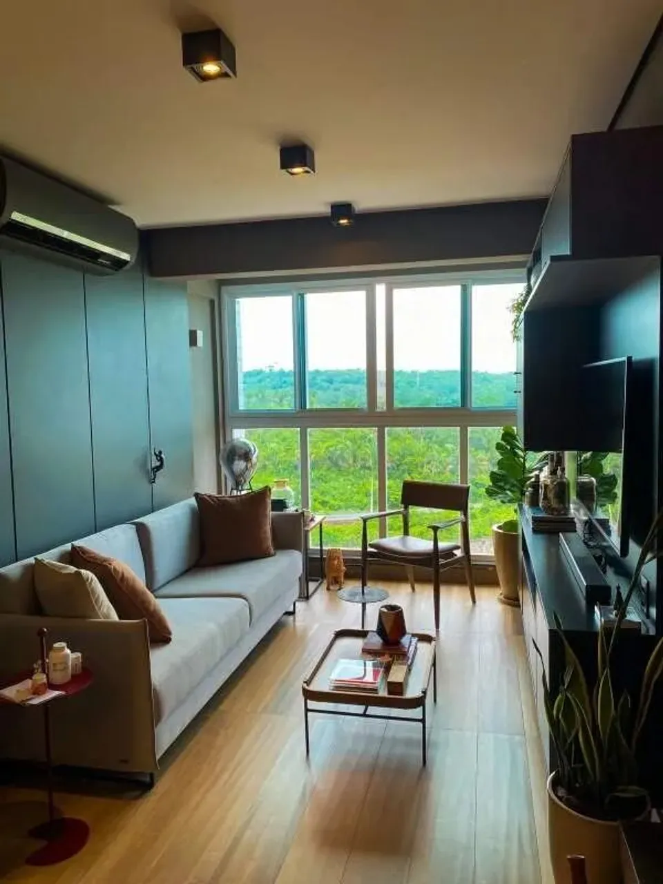 Apartamento 2 suítes mobiliado e equipado!