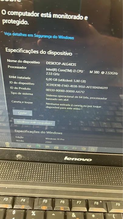 Notebook Lenovo com Intel Core i3