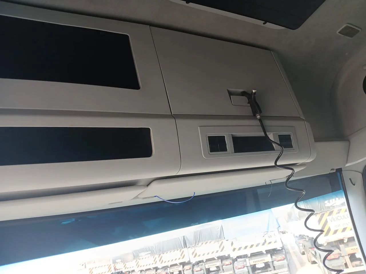 Volkswagen 25.420 Constellation 6x2 2p (Diesel)(E5) 2018/2019 VAMOS SEMINOVOS - Foto 9