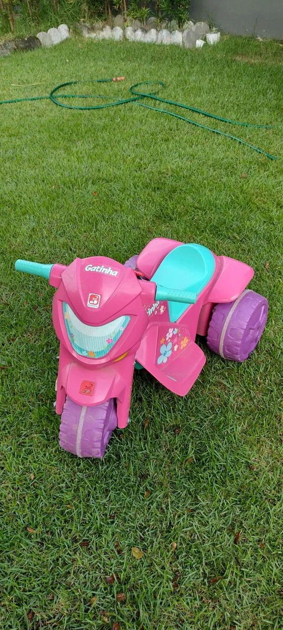 Moto elétrica infantil Bandeirantes Menina