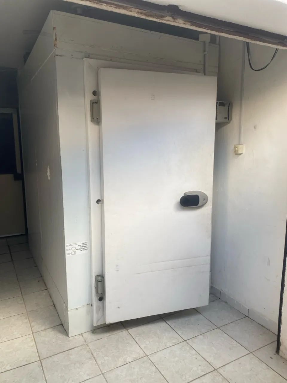 Vendo câmara fria de resfriamento 